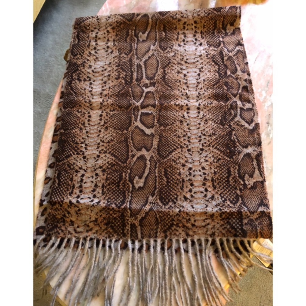 NWT! LA FIORENTINA Leopard+Python Wool Scarf